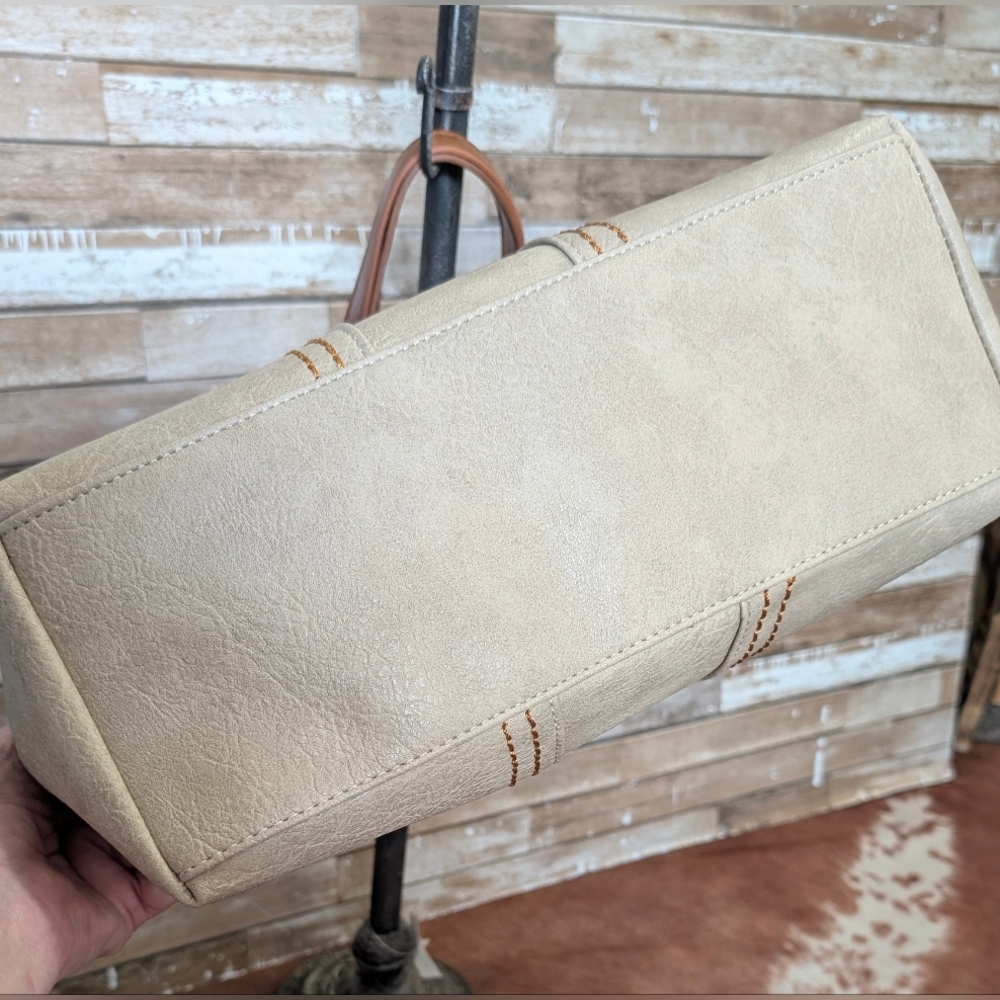 New Elegant Beige and Brown Tote Bag - Picture 12 of 16